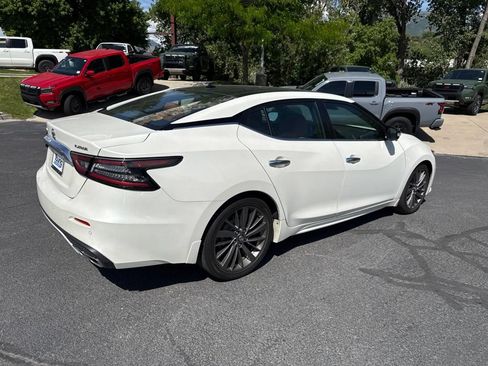 Used 2019 Nissan Maxima Platinum w/ Reserve Package FWD image 3