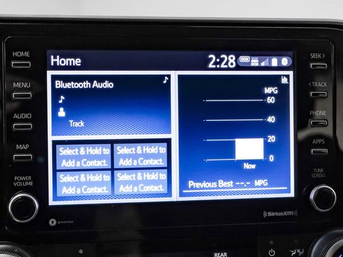 Used 2020 Toyota Highlander L FWD image 25