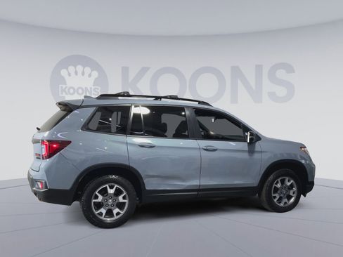 Used 2023 Honda Passport TrailSport image 12