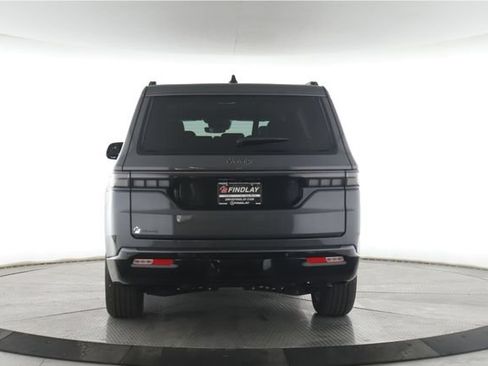 Used 2026 Jeep Grand Wagoneer Limited w/ Premium Group II AWD/4WD image 11
