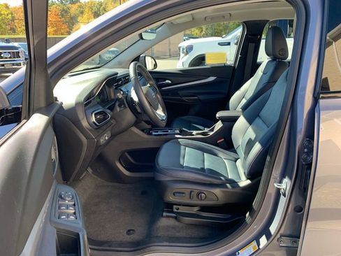 Used 2022 Chevrolet Bolt EUV Premier w/ Launch Edition image 32