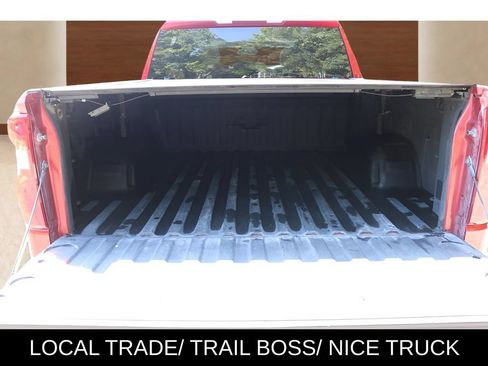 Used 2021 Chevrolet Silverado 1500 LT Trail Boss w/ Bed Protection Package AWD/4WD image 9