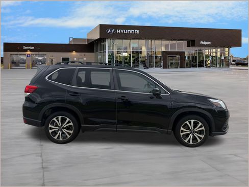 Used 2022 Subaru Forester Limited w/ Popular Package #3 AWD/4WD image 8