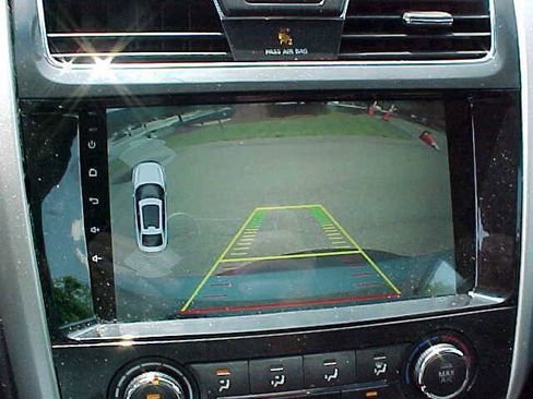 Used 2014 Nissan Altima 2.5 S w/ Display Audio Package FWD image 22