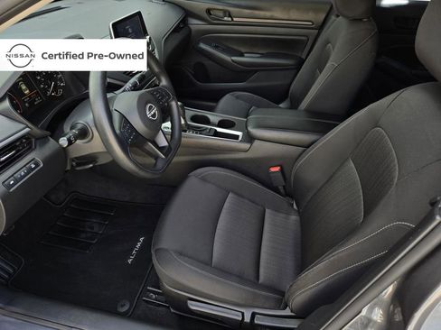 Certified 2025 Nissan Altima 2.5 S FWD image 17
