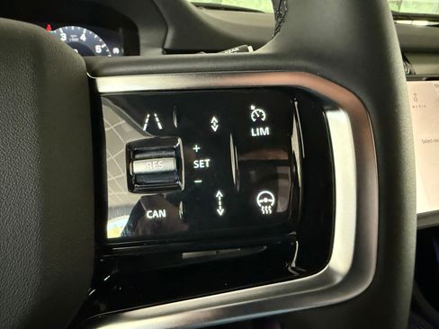 New 2026 Land Rover Discovery Sport Landmark AWD/4WD image 15