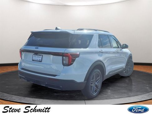 New 2026 Ford Explorer ST-Line image 28
