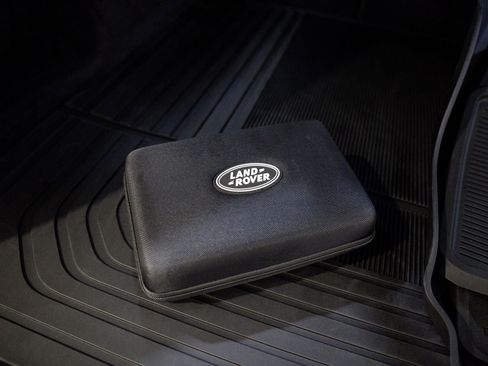 Used 2025 Land Rover Range Rover Sport Dynamic SE image 57