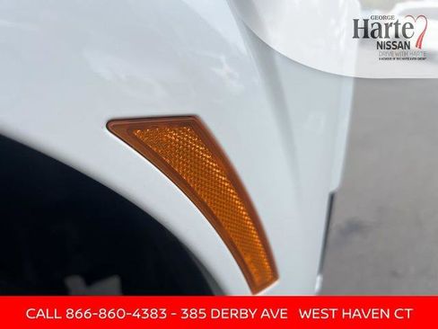 Certified 2025 Nissan Frontier SV image 27