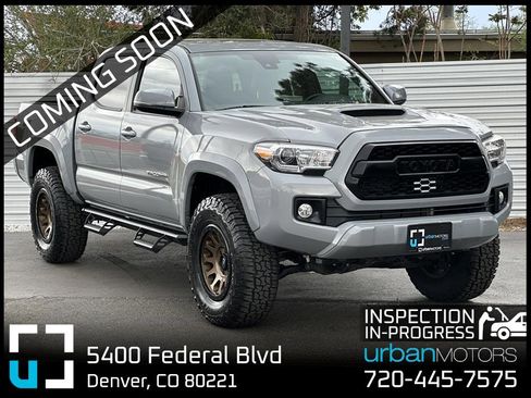 Used 2019 Toyota Tacoma TRD Sport image 1