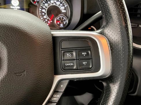 Used 2022 RAM 2500 Big Horn w/ Protection Group image 12