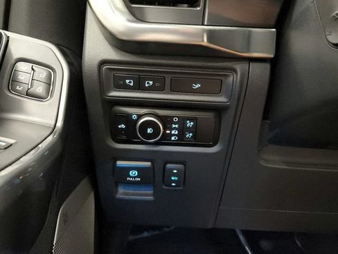 Used 2023 Ford F150 Lariat w/ Equipment Group 502A High AWD/4WD image 29