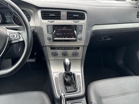 Used 2015 Volkswagen Golf TDI SE FWD image 15