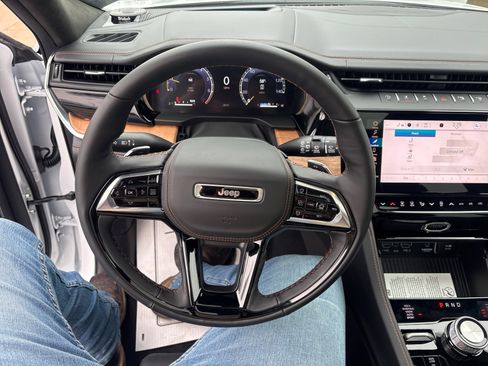 New 2026 Jeep Grand Cherokee L Summit w/ Advanced Protech Group IV image 14