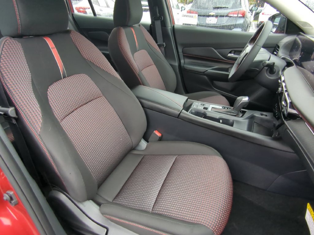 Certified 2026 Nissan Sentra SR w/ Floor Mat Package FWD image 31