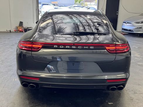 Used 2019 Porsche Panamera 4 AWD/4WD image 3