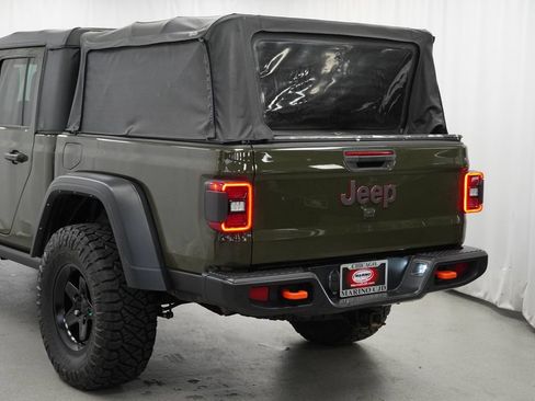 Used 2022 Jeep Gladiator Mojave w/ Cold Weather Group AWD/4WD image 19