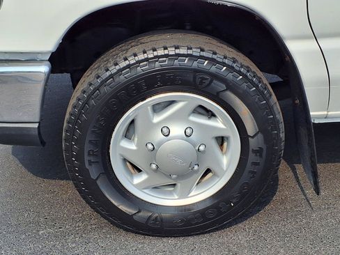 Used 2015 Ford E-350 and Econoline 350 Super Duty w/ Power Windows & Locks Group RWD image 30