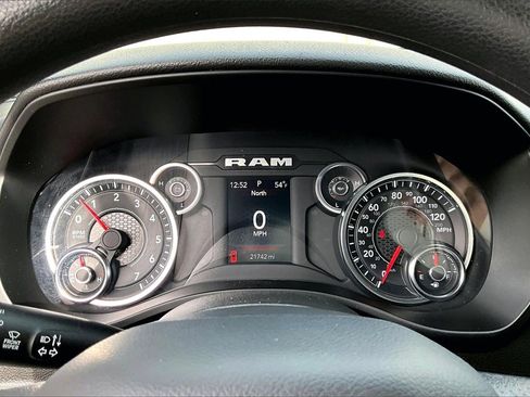 Certified 2025 RAM 1500 Tradesman w/ Night Edition image 10