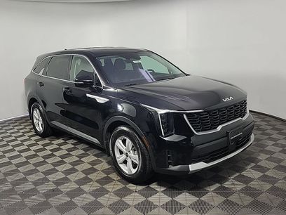 Used 2025 Kia Sorento LX