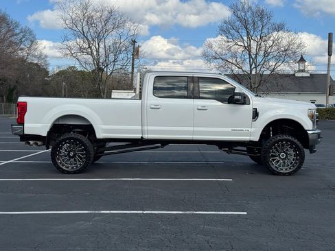 Used 2018 Ford F350 Lariat w/ Camper Package AWD/4WD image 5