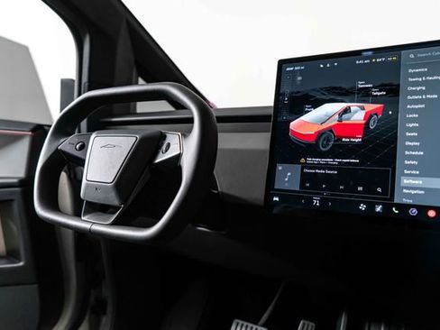 Used 2025 Tesla Cybertruck AWD Crew Cab image 24