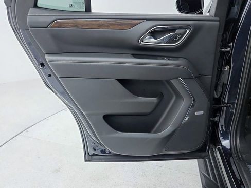 Used 2023 Chevrolet Tahoe Premier RWD image 36