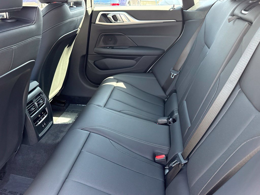 Used 2026 BMW 430i w/ M Sport Package RWD image 32