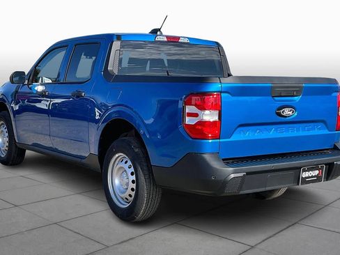New 2025 Ford Maverick XL image 12