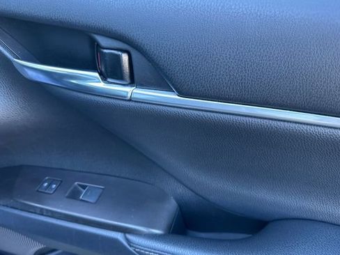 Used 2023 Toyota Camry XSE image 19
