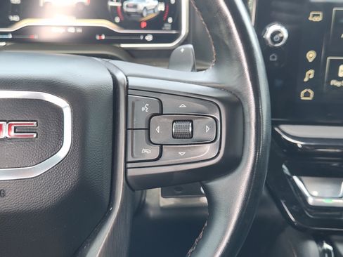 Used 2024 GMC Sierra 1500 AT4 w/ Technology Package AWD/4WD image 30
