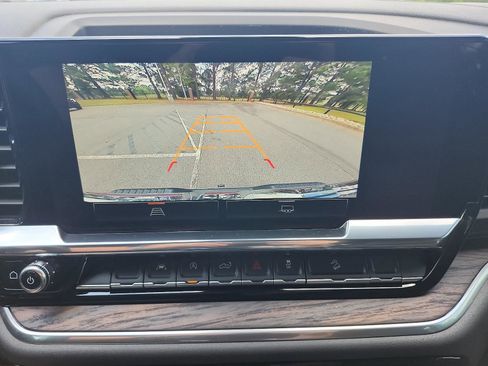 Certified 2025 GMC Sierra 1500 SLT w/ SLT Premium Package image 19