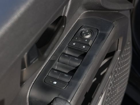 New 2025 Toyota Tacoma SR5 image 31