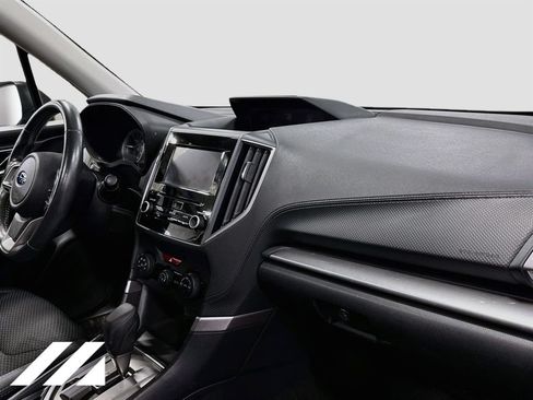Used 2021 Subaru Forester Premium AWD/4WD image 28