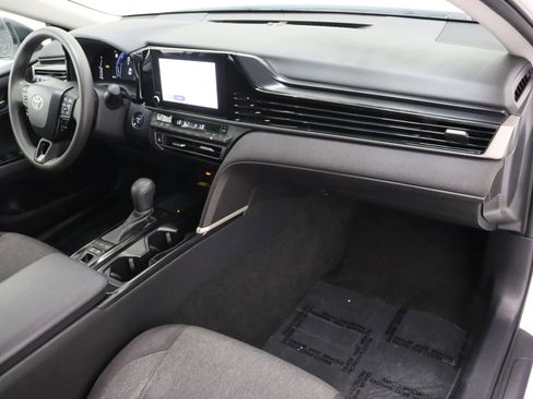 Certified 2025 Toyota Camry LE image 35