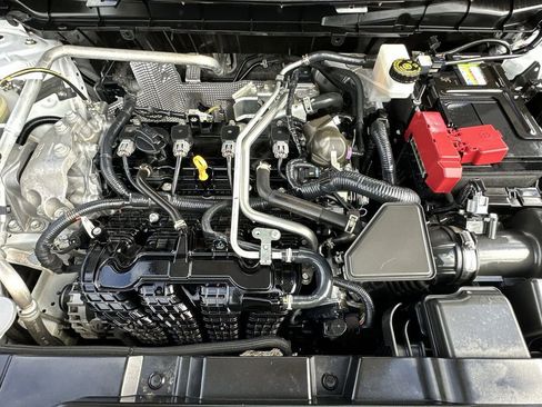 Used 2024 Mitsubishi Outlander SE image 18