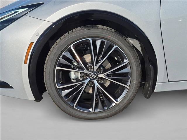 New 2027 Toyota Prius Limited w/ Limited Premium Package FWD image 10