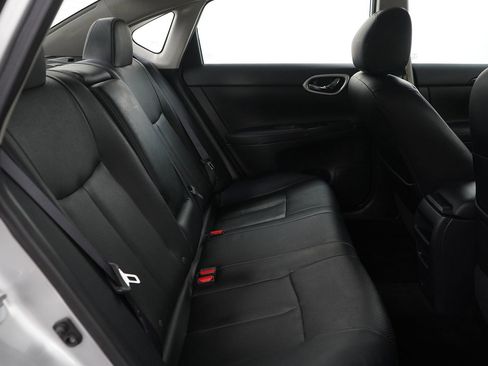 Used 2015 Nissan Sentra SL w/ SL Premium Package image 13