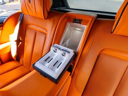 Used 2022 Rolls-Royce Cullinan w/ Technology Package AWD/4WD image 61