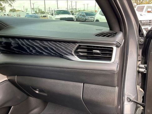 Used 2021 GMC Yukon Denali w/ Denali Ultimate Package image 23