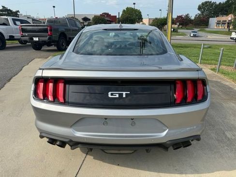 Used 2022 Ford Mustang GT Premium w/ Equipment Group 401A RWD image 9