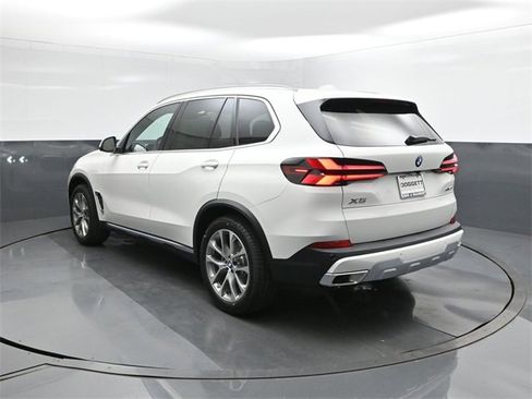 New 2026 BMW X5 sDrive40i w/ Climate Comfort Package image 5