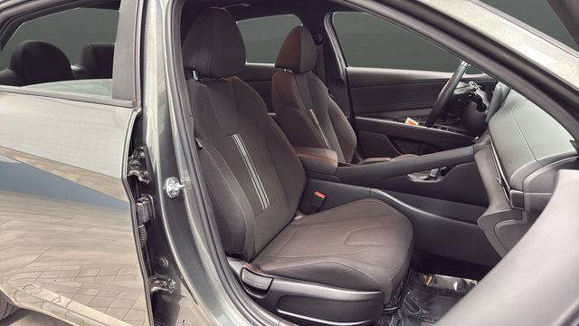 Used 2025 Hyundai Elantra Sport w/ Cargo Package FWD image 24