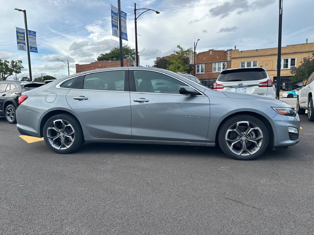 Used 2024 Chevrolet Malibu LT FWD image 4