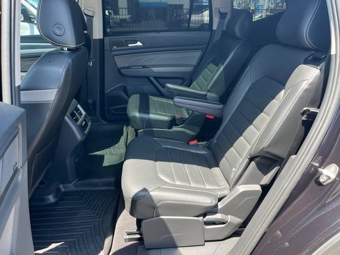 Used 2022 Volkswagen Atlas SEL Premium AWD/4WD image 22