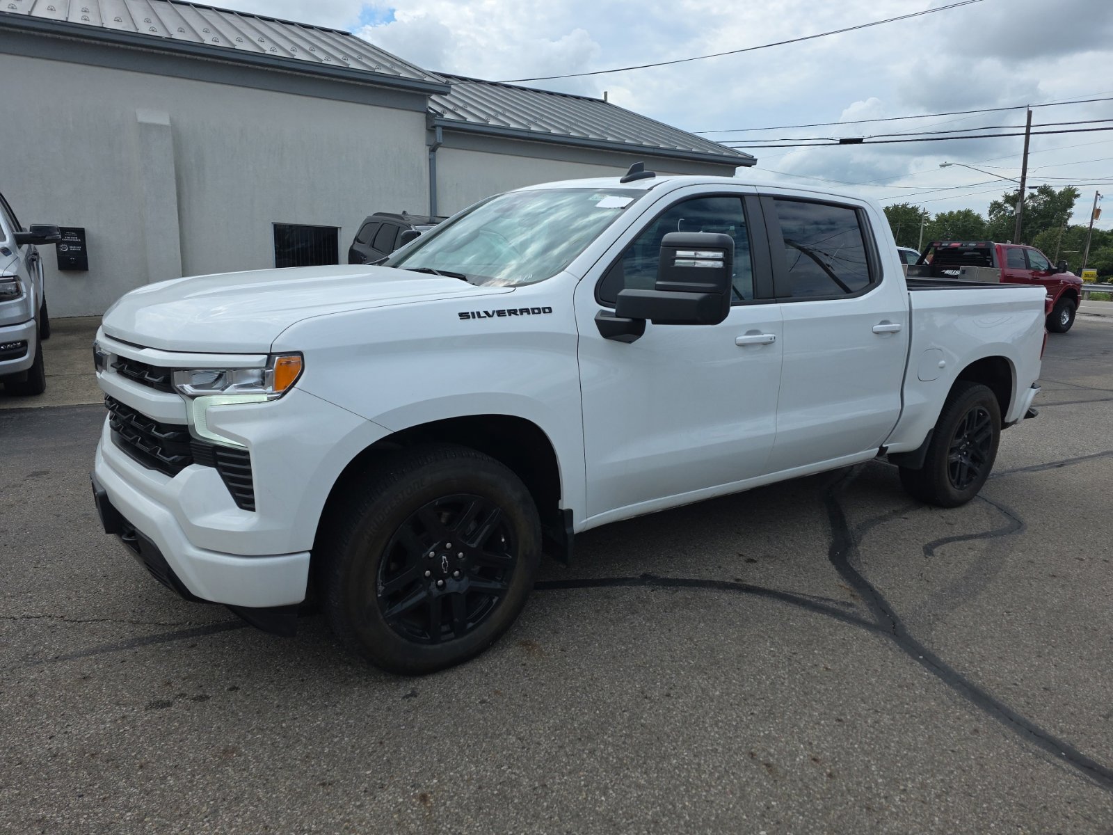 Used 2023 Chevrolet Silverado 1500 RST w/ Max Trailering Package AWD/4WD image 7