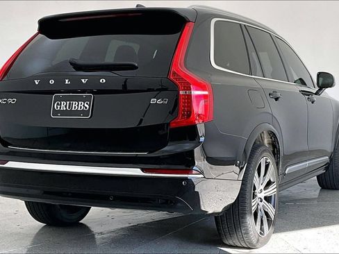 Used 2023 Volvo XC90 B6 Ultimate w/ Protection Package Premier AWD/4WD image 2