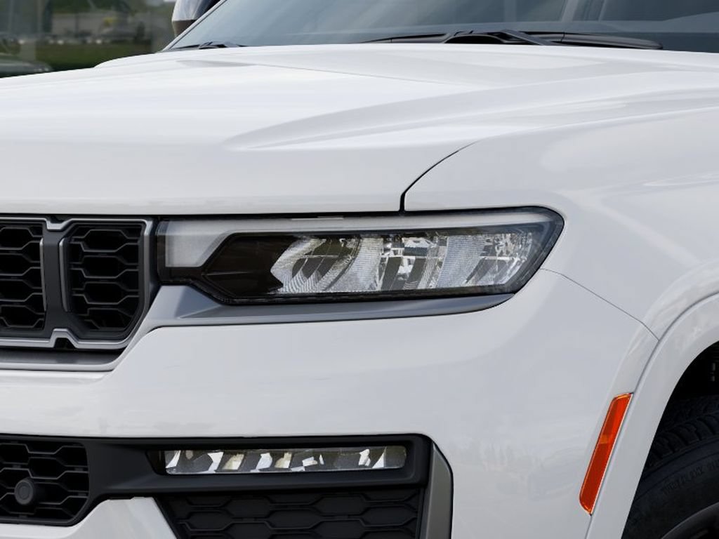 New 2027 Jeep Grand Cherokee Limited AWD/4WD image 12