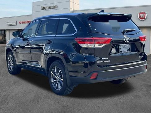 Used 2018 Toyota Highlander XLE w/ Protection Package #3 AWD/4WD image 5