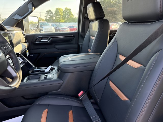 New 2026 GMC Sierra 2500 AT4 w/ AT4 Premium Plus Package AWD/4WD image 4